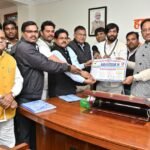 मुख्यमंत्री विष्णु देव साय से सतनामी विकास परिषद के प्रतिनिधिमंडल ने की सौजन्य भेंट