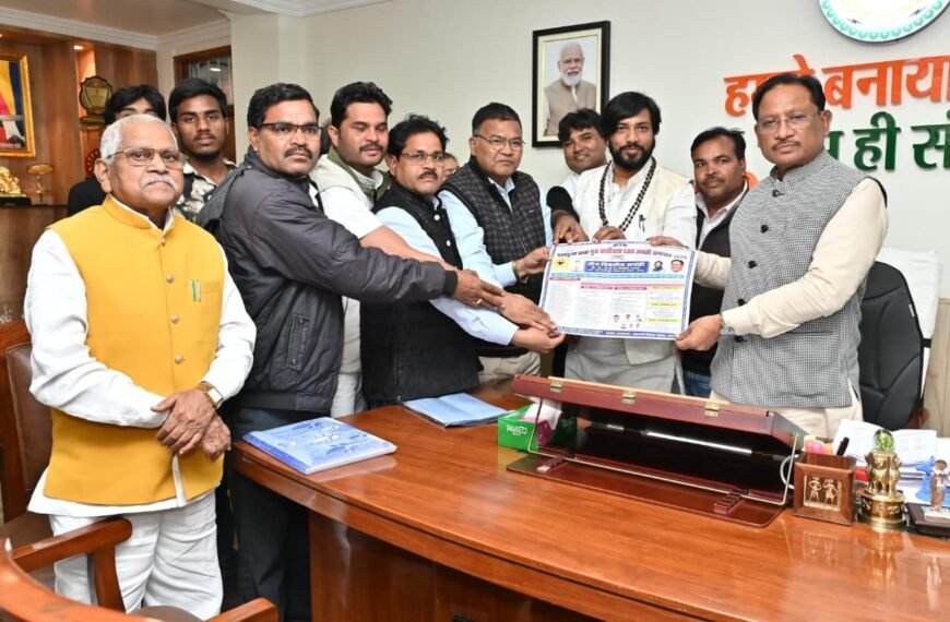 मुख्यमंत्री विष्णु देव साय से सतनामी विकास परिषद के प्रतिनिधिमंडल ने की सौजन्य भेंट