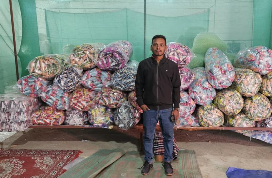 पीएम रोजगार सृजन कार्यक्रम से जनजाति वर्ग के युवा उपेश कुमार सिदार बने लखपति