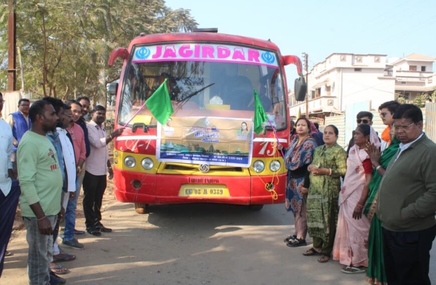 मुख्यमंत्री तीर्थ यात्रा योजना के तहत मोहला-मानपुर-अंबागढ़ चौकी के 100 तीर्थयात्री हरिद्वार–ऋषिकेश के लिए रवाना