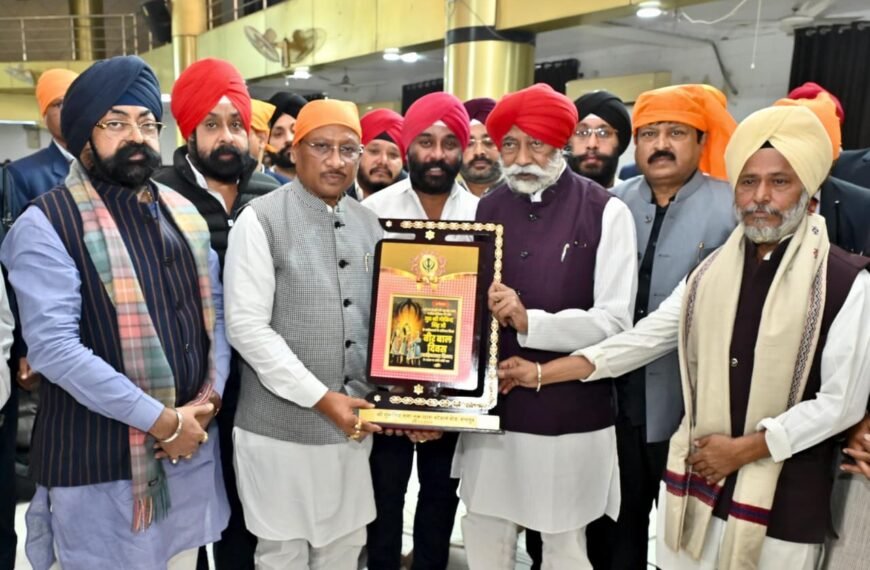 जनजातीय गौरव की स्वर्णिम विरासत: मुख्यमंत्री साय ने किया गैंदसिंह नायक की प्रतिमा का अनावरण