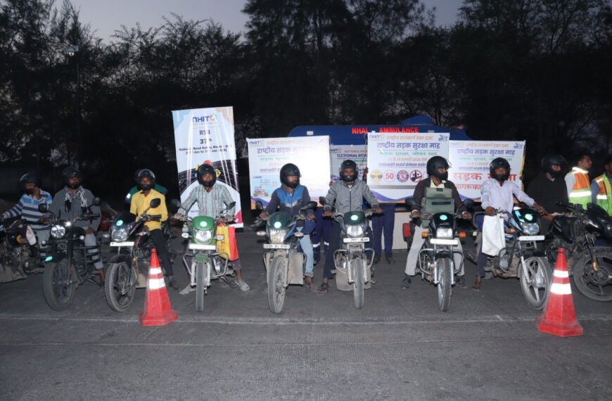 राष्ट्रीय सड़क सुरक्षा माह : रायपुर-बिलासपुर हाइवे पर चलाया गया जागरूकता अभियान