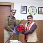 रायपुर के नवनियुक्त प्रथम पुलिस कमिश्नर संजीव शुक्ला ने उपमुख्यमंत्री विजय शर्मा से की सौजन्य भेंट