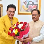 मुख्यमंत्री विष्णुदेव साय से सुप्रसिद्ध अभिनेता नीतिश भारद्वाज ने की सौजन्य मुलाकात