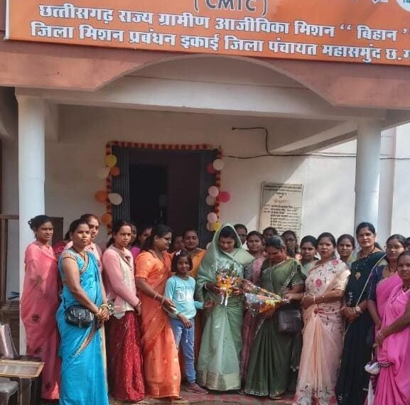 ‘समृद्ध दीदी से समृद्ध राष्ट्र’ गणतंत्र दिवस अभिनंदन समारोह में छत्तीसगढ़ की 6 दीदियां भी हुईं शामिल