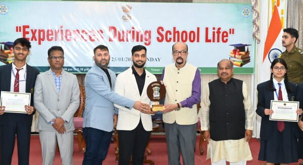 लोक भवन में पहली बार ‘एक्सपीरियंस ड्यूरिंग स्कूल लाईफ‘ कार्यक्रम