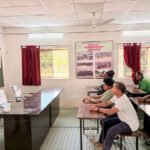 जिन हाथों ने कभी बंदूक थामकर हिंसा को अंजाम दिया, वही प्रशिक्षण लेकर सीख रहे हुनर