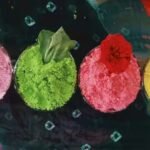 प्राकृतिक संसाधनों का उपयोग कर तैयार कर रही हैं हर्बल गुलाल बिहान दीदियां