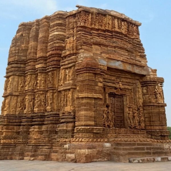 पत्थरों में दर्ज इतिहास: जहाँ हर पत्थर कहती है एक कहानी