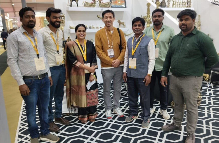 आईएचजीएफ फेयर 2026 में छत्तीसगढ़ी शिल्प की गूंज, कोंडागांव के कलाकारों ने बिखेरा हुनर का जादू