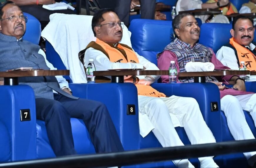 मुख्यमंत्री ने संघ की 100 वर्षों की गौरवगाथा पर आधारित फिल्म ‘शतक’ को छत्तीसगढ़ में टैक्स-फ्री करने की घोषणा की