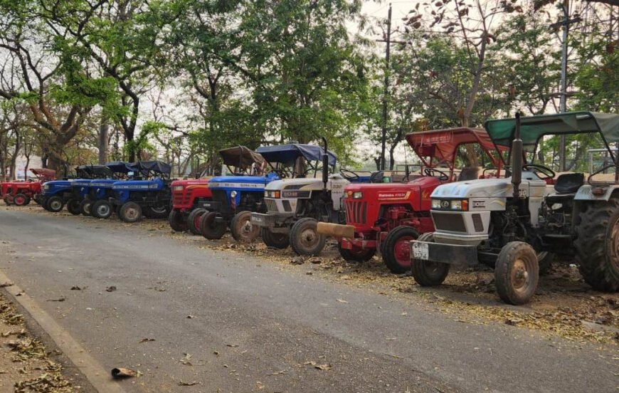 खनिज के अवैध उत्खनन एवं परिवहन मामले में 27 वाहन जब्त