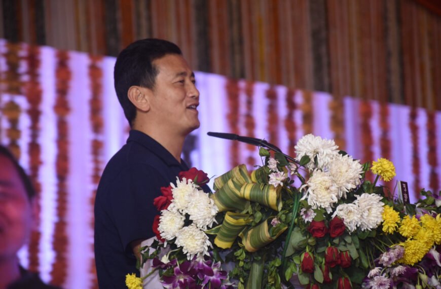 सरगुजा ओलंपिक के समापन समारोह में शामिल हुए बाइचुंग भूटिया
