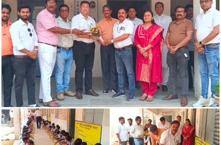 शासकीय बालक पूर्व माध्यमिक शाला शिवरीनारायण में न्योता भोज का भव्य आयोजन,बच्चों में दिखा उत्साह।